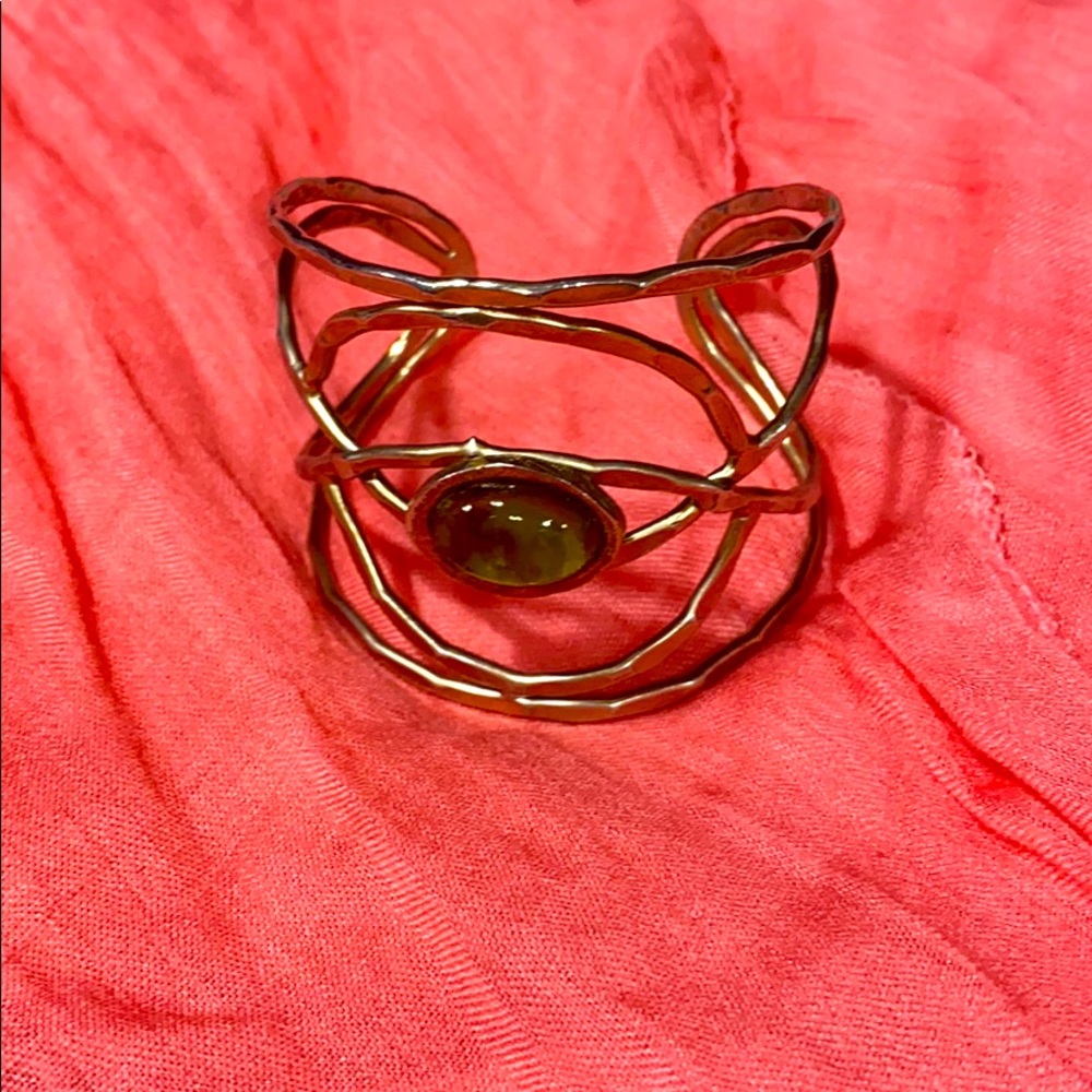 New⭐️- gorgeous cuff silver bracelet⭐️